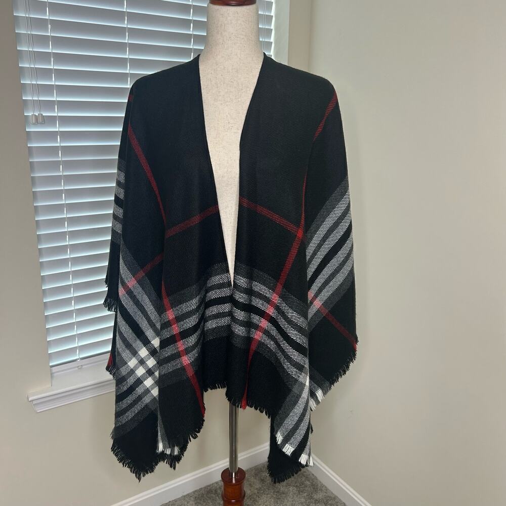 V.Frass Shawl/Cape/Wrap One Size Fits All Stripes Plaid Fall